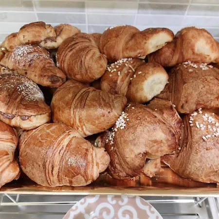 Dint 'o Core E Napule Oda ve Kahvaltı Napoli