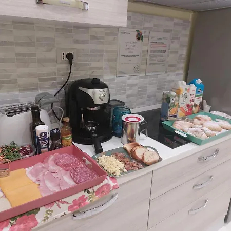 Dint 'o Core E Napule Oda ve Kahvaltı Napoli