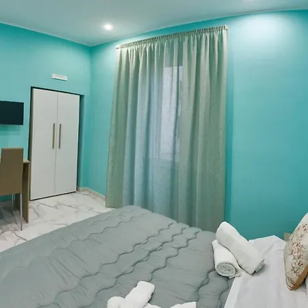 Bed & Breakfast Dint 'o Core E Napule 4*